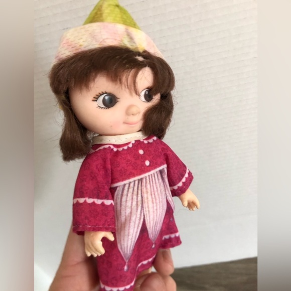 Vintage 1980s Victoria Plum Doll - Picture 4 of 13